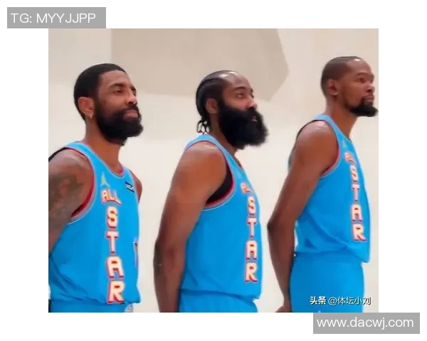 篮网社媒分享五位首轮新秀合影照共聚线下活动展现团队精神 篮网社媒分享五位首轮新秀合影照共聚线下活动展现团队精神