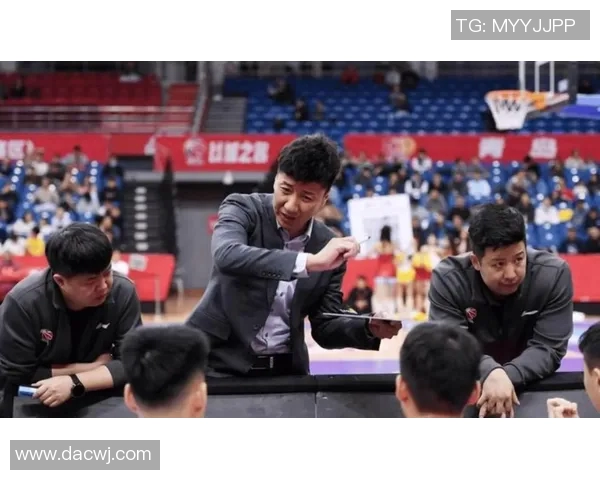 媒体人:四川男篮计划正常前往青岛 参加11月22日的新赛季体测 媒体人:四川男篮计划正常前往青岛 参加11月22日的新赛季体测