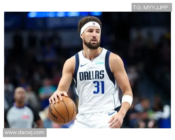 独行侠官方:米德尔顿右肩疼痛,本场比赛将不会回归